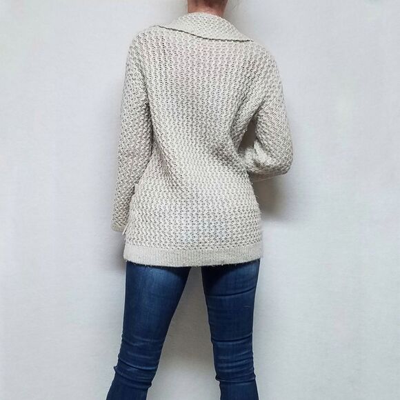 𝅺RARE Vintage 70s Jantzen Tan Chunky Knit Wide Collar Bow Bell Sleeve Cardigan - Picture 4 of 16